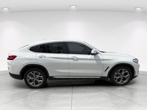 Used 2023 BMW X4 xDrive30i w/ Convenience Package AWD/4WD image 3
