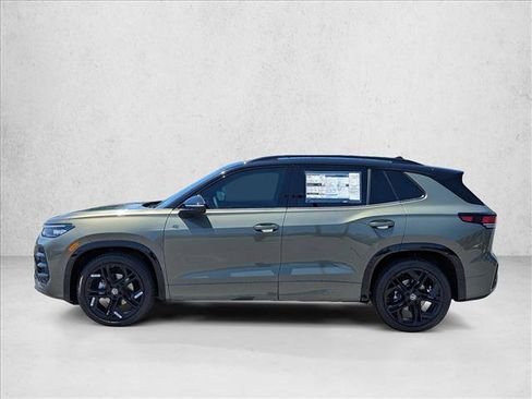 New 2026 Volkswagen Tiguan SE R-Line FWD image 8