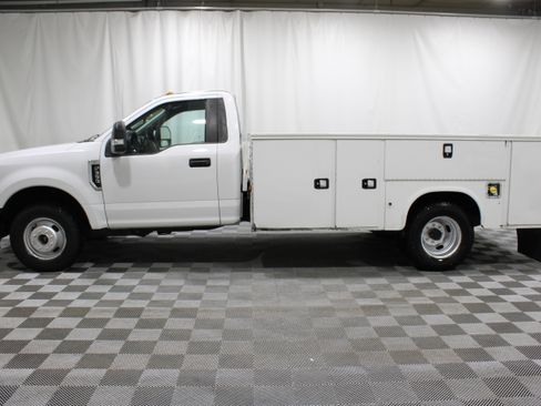 Used 2019 Ford F350 XL w/ Power Equipment Group RWD image 27
