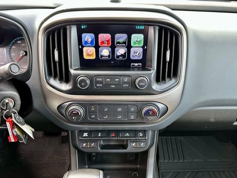 Used 2018 Chevrolet Colorado Z71 AWD/4WD image 26