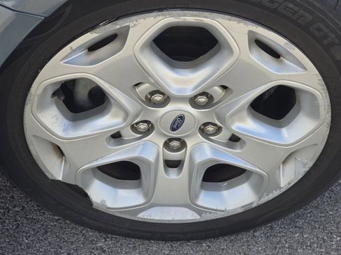 Used 2011 Ford Fusion SE w/ 201A Rapid Spec Order Code image 3