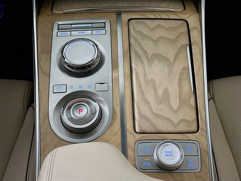 Used 2023 Genesis GV80 3.5T Advanced + image 14