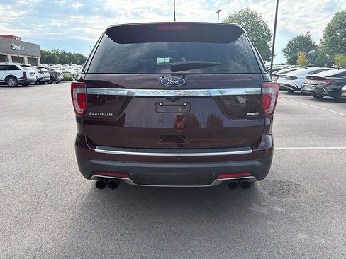 Used 2018 Ford Explorer Platinum AWD/4WD image 7