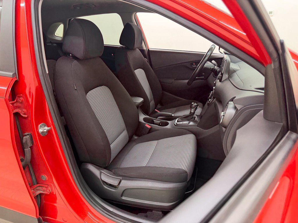 Used 2020 Hyundai Kona SEL FWD image 11