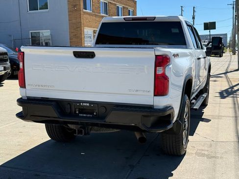 Used 2021 Chevrolet Silverado 2500 Custom w/ Custom Value Package AWD/4WD image 7