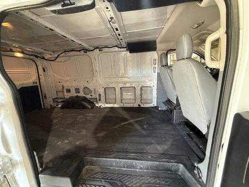 Used 2016 Ford Transit 250 130 Low Roof RWD image 18