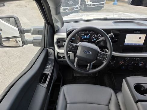 New 2025 Ford F550 4x4 Crew Cab Super Duty image 12