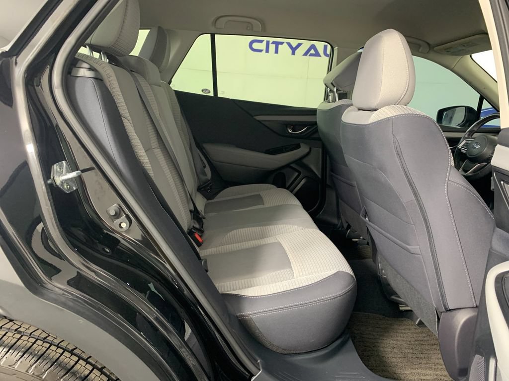 Used 2023 Subaru Outback Premium AWD/4WD image 37