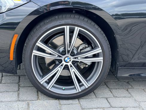 Used 2024 BMW 330i xDrive Sedan w/ Premium Package AWD/4WD image 13