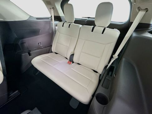 Used 2023 Ford Explorer Platinum RWD image 24