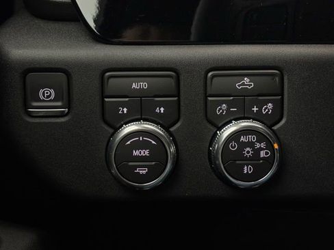 New 2026 GMC Sierra 1500 Elevation w/ Elevation Select Package AWD/4WD image 21