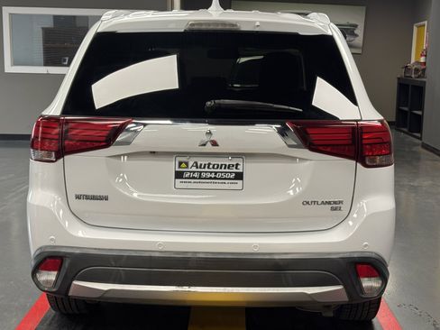 Used 2017 Mitsubishi Outlander SEL AWD/4WD image 5