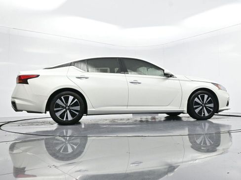Used 2022 Nissan Altima 2.5 SL image 51