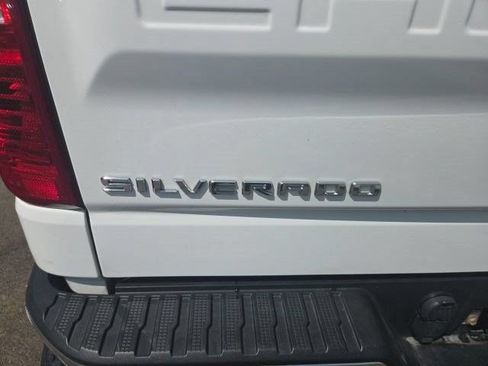 Used 2021 Chevrolet Silverado 1500 LT w/ Fleet Comfort Package AWD/4WD image 46