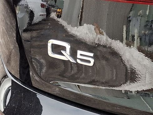 Used 2018 Audi Q5 2.0T Premium image 31