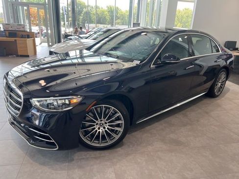New 2026 Mercedes-Benz S 500 4MATIC image 3