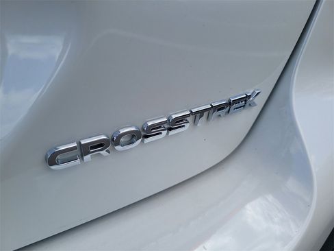 Used 2025 Subaru Crosstrek 2.0i Premium image 7