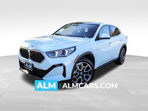 Used 2026 BMW X2 xDrive28i image 1