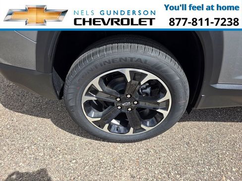 New 2026 Chevrolet Equinox LT w/ Convenience Package II AWD/4WD image 9