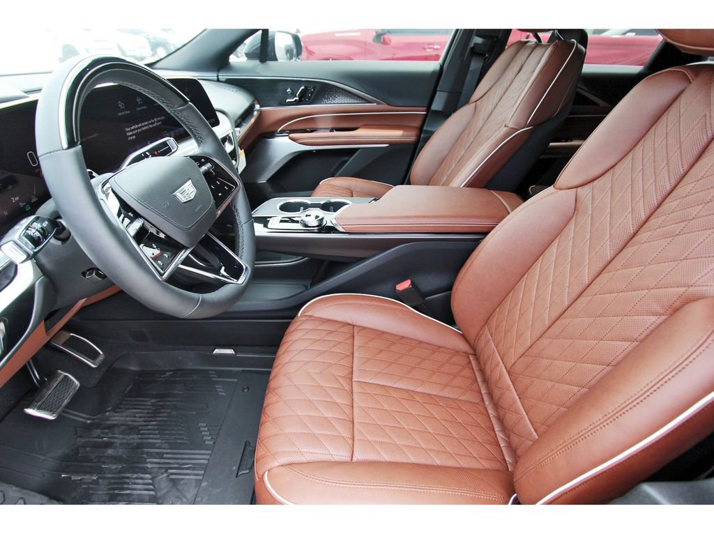 New 2027 Cadillac Lyriq Signature Luxury w/ Nappa Leather Package AWD/4WD image 6