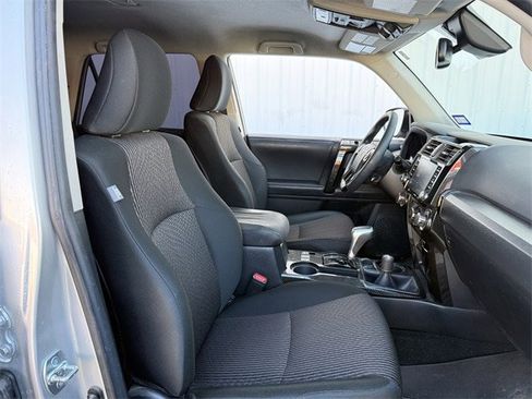 Used 2022 Toyota 4Runner TRD Off-Road image 28