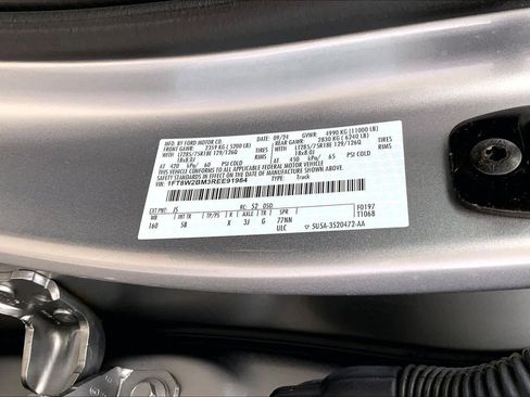 Certified 2024 Ford F250 Lariat w/ Lariat Ultimate Package image 34