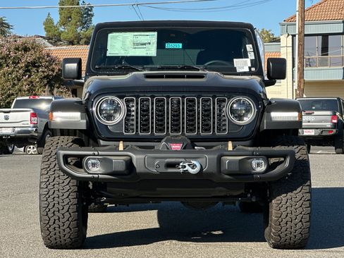 New 2025 Jeep Wrangler Unlimited Rubicon 392 image 8