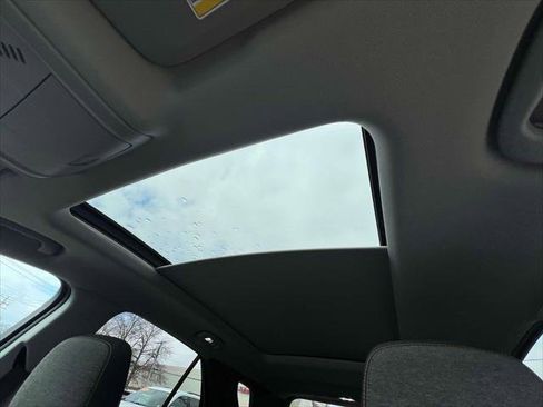 Used 2023 Chevrolet Equinox LT image 30