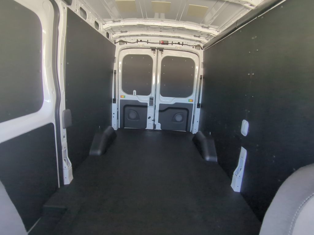 New 2026 Ford Transit 350 148 Medium Roof w/ Load Area Protection Package RWD image 21