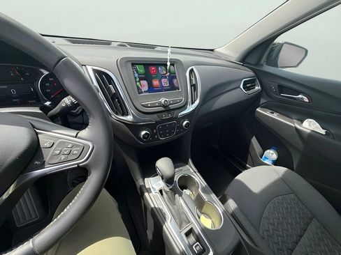Used 2022 Chevrolet Equinox LT FWD image 8