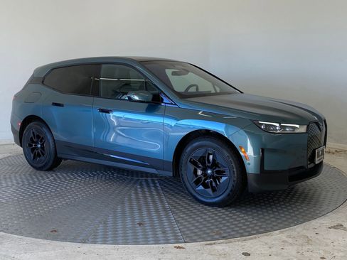 Certified 2024 BMW iX xDrive50 w/ Premium Package image 6