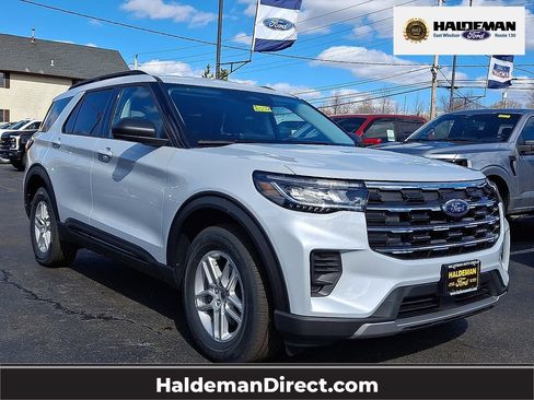 New 2026 Ford Explorer Active AWD/4WD image 1