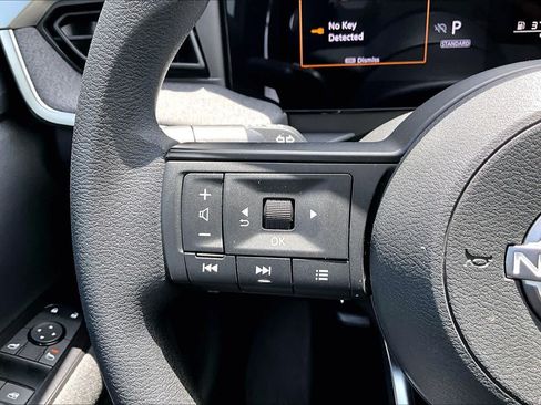 Used 2026 Nissan Kicks S FWD image 22