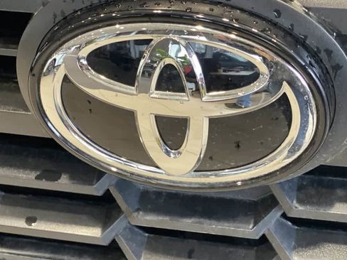 Certified 2025 Toyota Tacoma TRD Sport AWD/4WD image 10