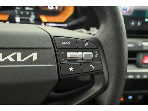 New 2025 Kia K4 image 21