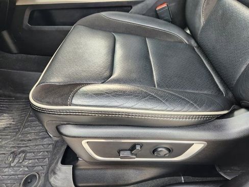 Used 2022 RAM 1500 Laramie image 25