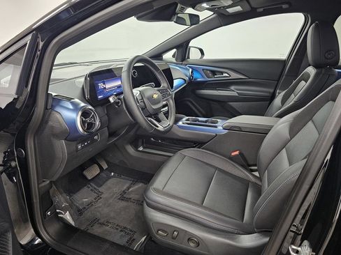 Used 2025 Chevrolet Equinox EV LT w/ Convenience Package FWD image 14