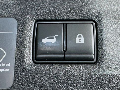 Used 2023 INFINITI QX50 Luxe FWD image 31