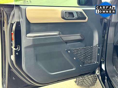 Used 2024 Ford Bronco Wildtrak image 16