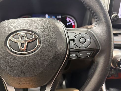 Used 2024 Toyota RAV4 Adventure image 27