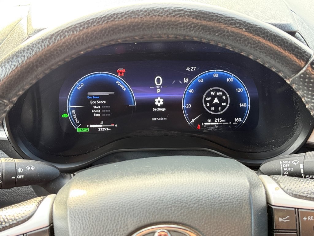 Certified 2025 Toyota Sienna Platinum AWD/4WD image 35