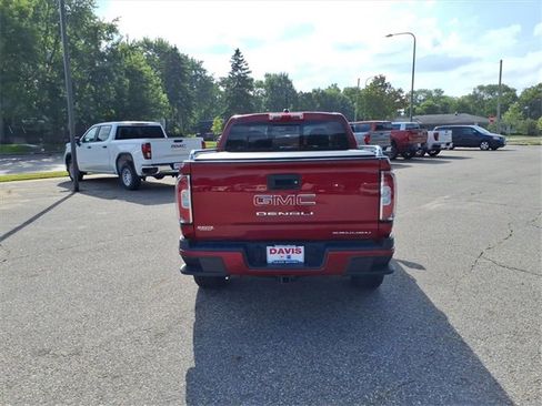 Used 2021 GMC Canyon Denali image 4