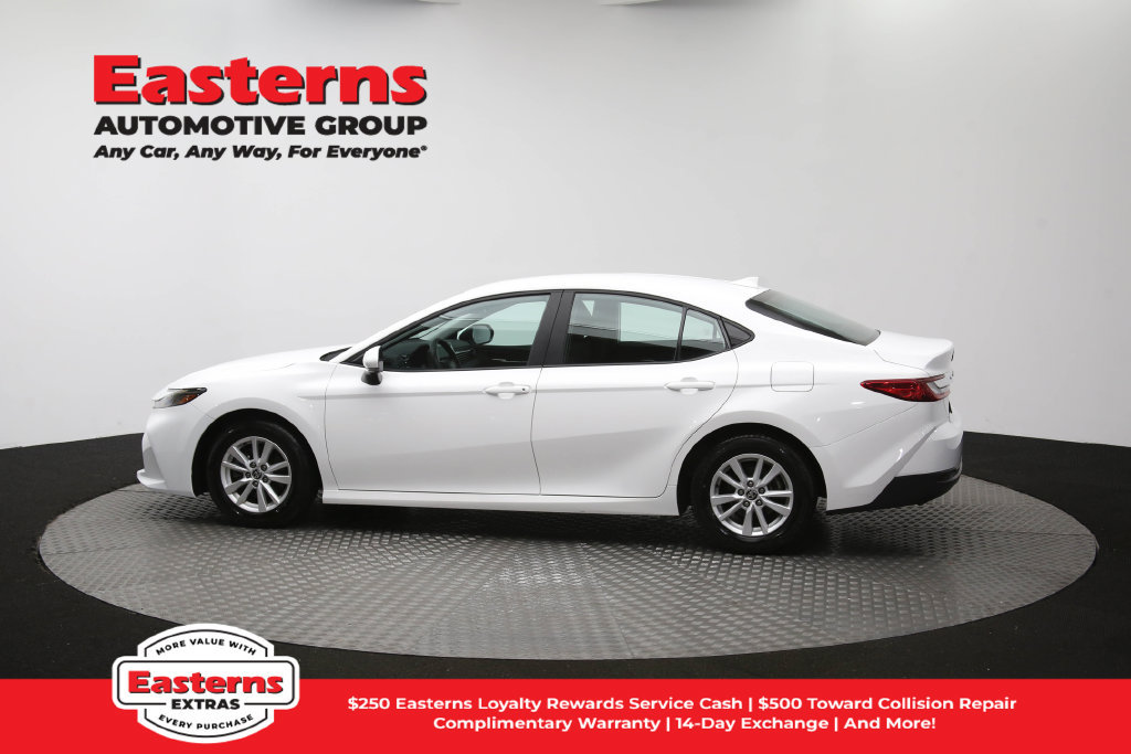 Used 2025 Toyota Camry LE FWD image 61