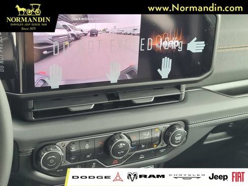 New 2026 Jeep Gladiator Mojave AWD/4WD image 10