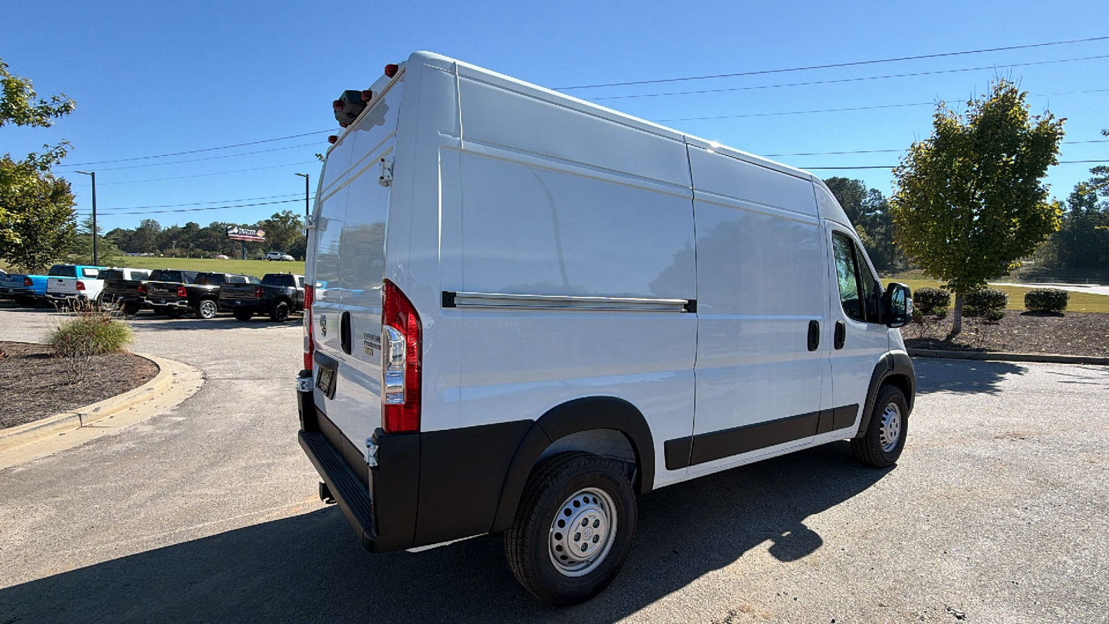 New 2026 RAM ProMaster 1500 w/ Convenience Group FWD image 8