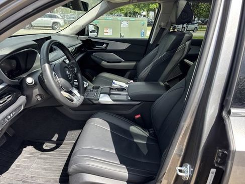 Used 2024 Acura MDX SH-AWD w/ Technology Package image 14