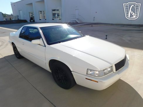 Used 2002 Cadillac Eldorado Collector's Edition image 38