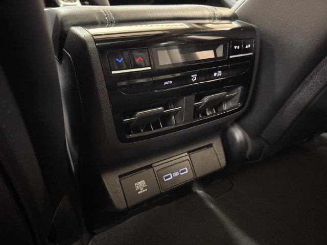 Used 2023 Acura MDX w/ Technology Package FWD image 21
