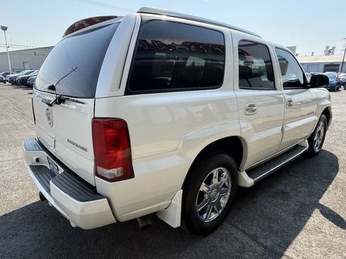 Used 2006 Cadillac Escalade AWD image 6
