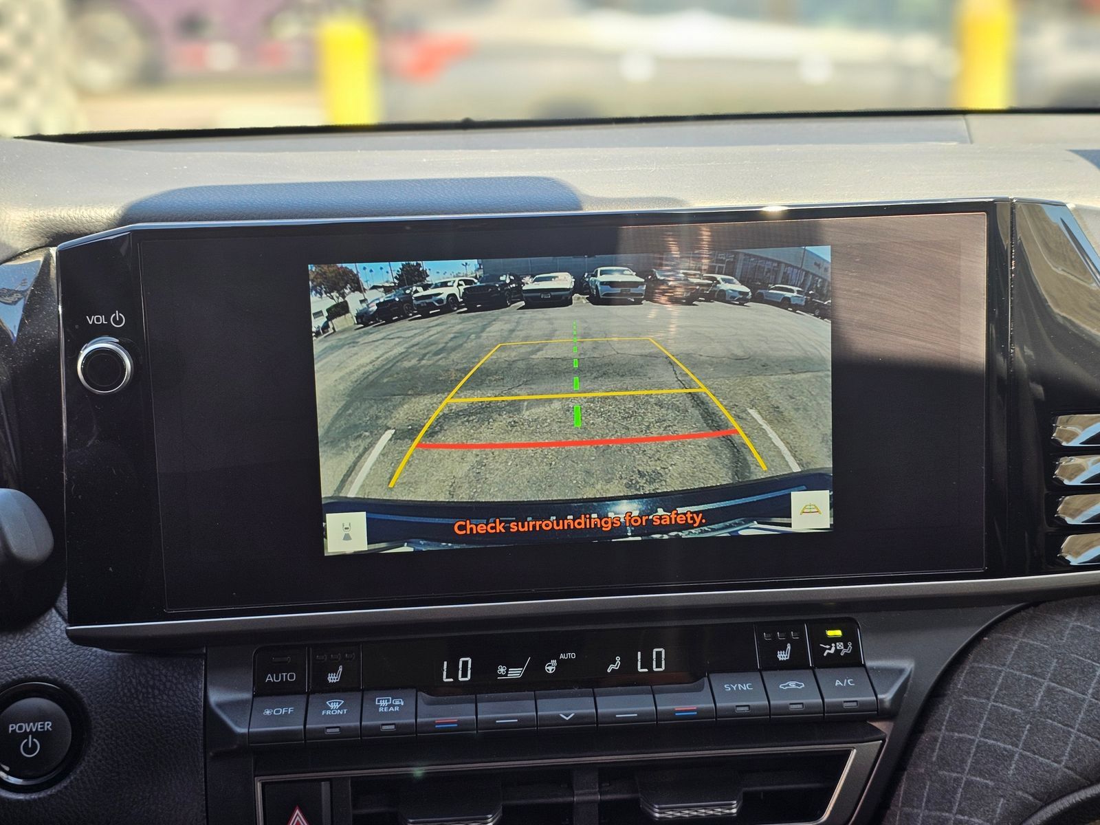 Used 2025 Toyota Camry XLE FWD image 14